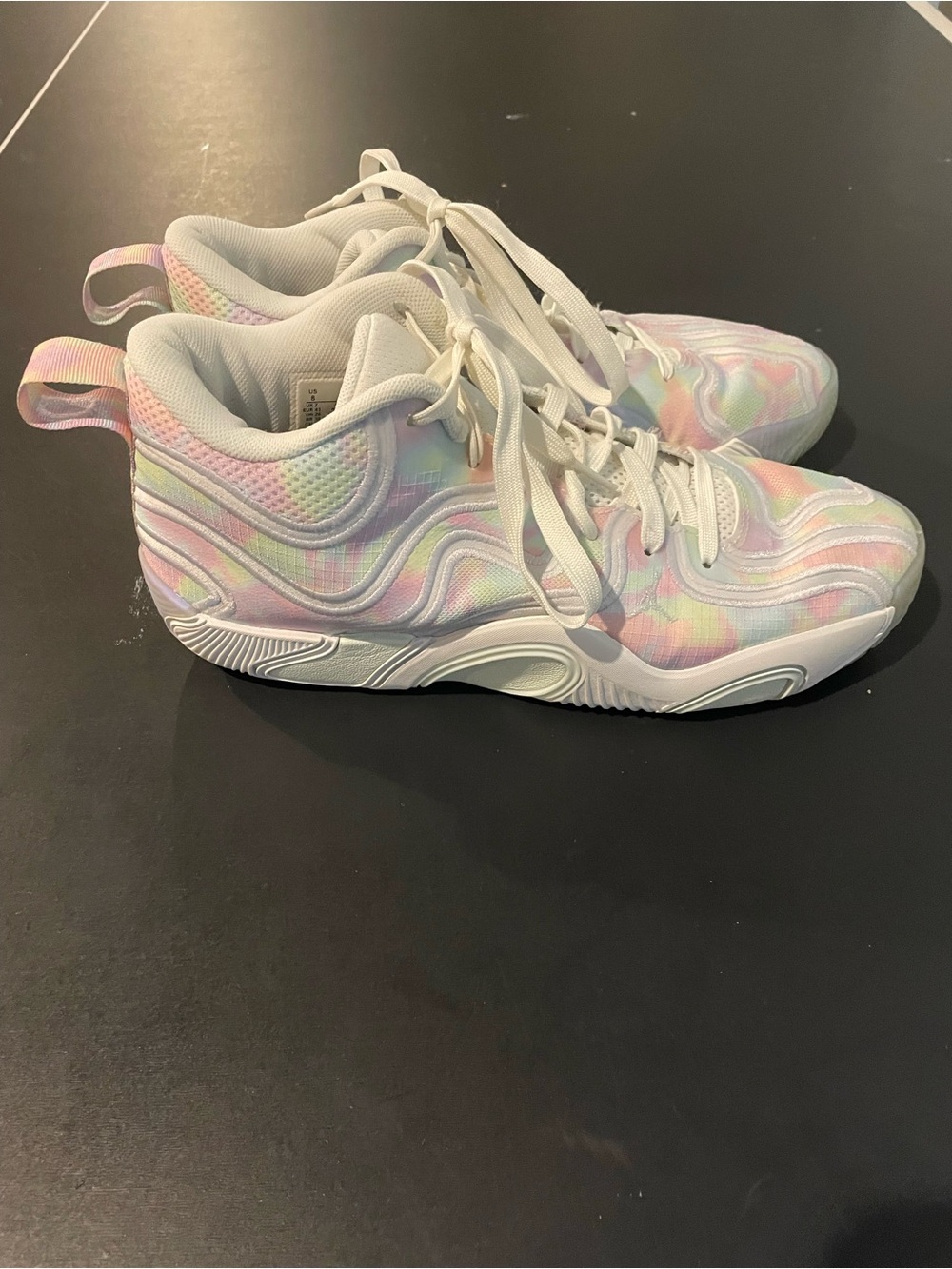 Men’s Jordan Basketball (Jayson) Pastel Tie-Dye Size 8